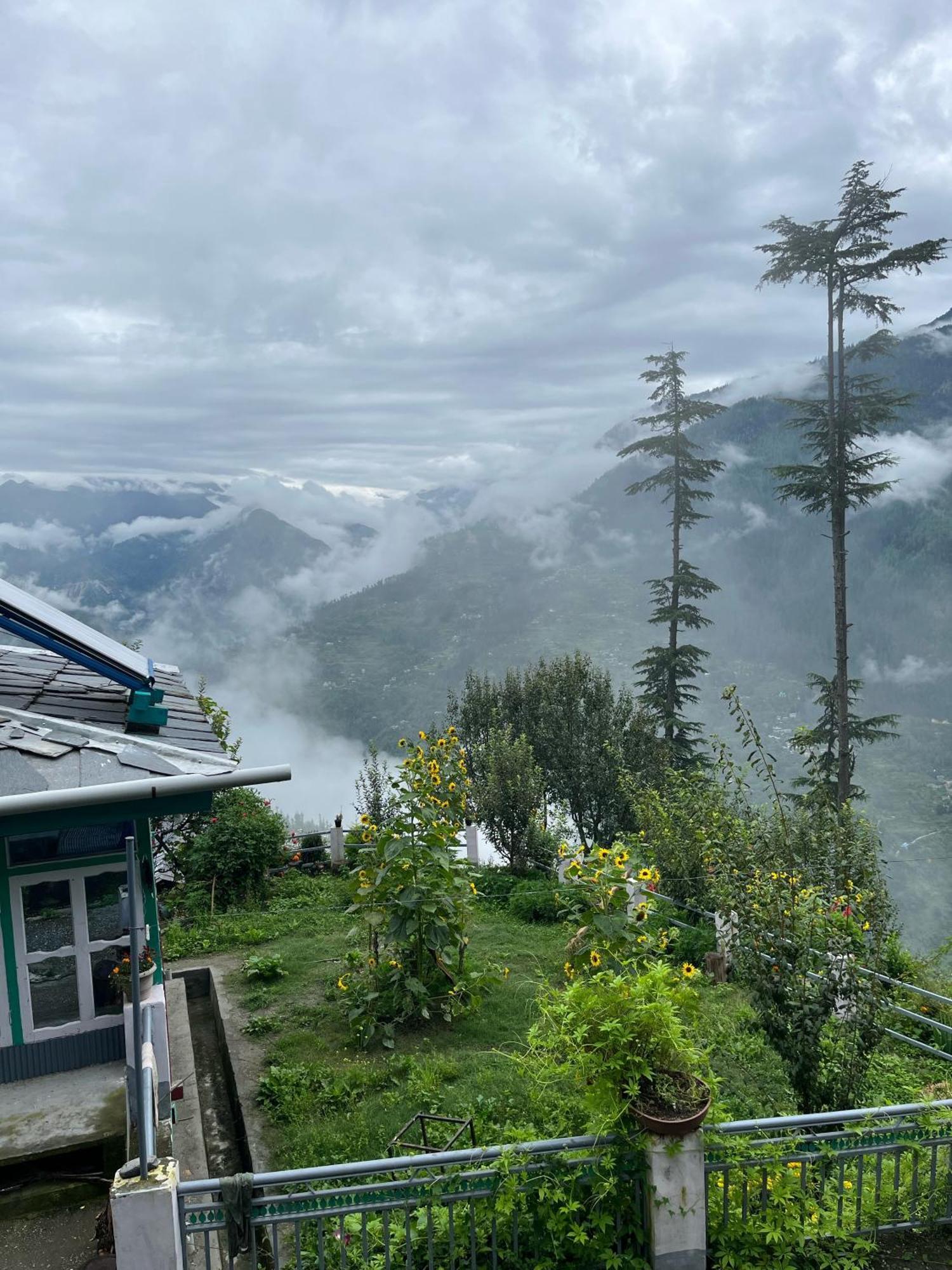 Banjār Mountain Eyrie酒店 外观 照片